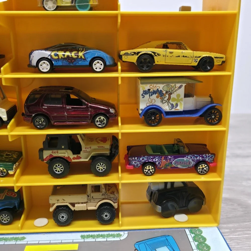 Vintage REALTOY Playset Car Carrying Case With 20 Mixed Cars Old/New - Rare‎